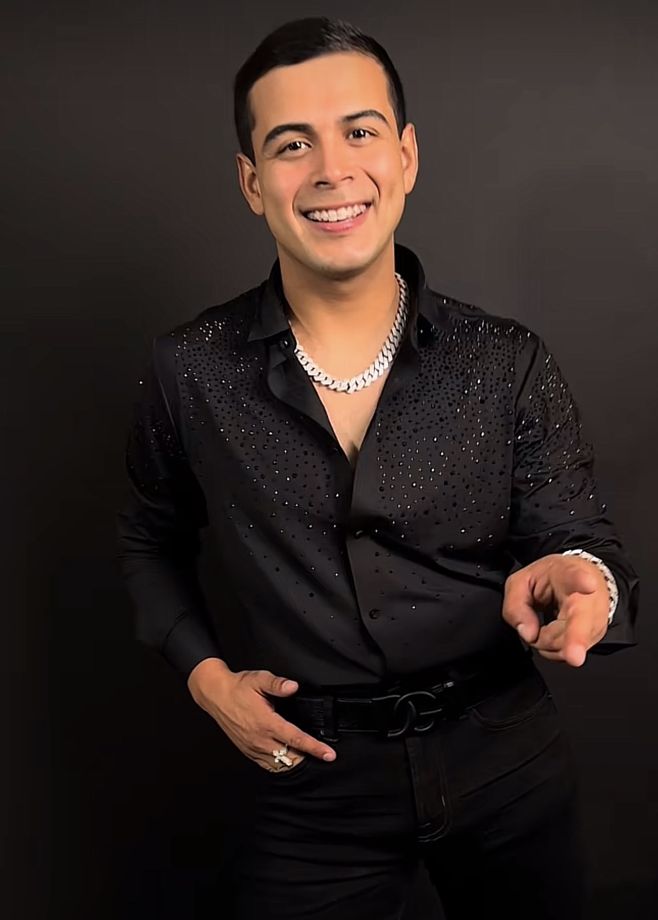 💎Camisa Brillo Supremo: +1000 Diamantes en Estilo