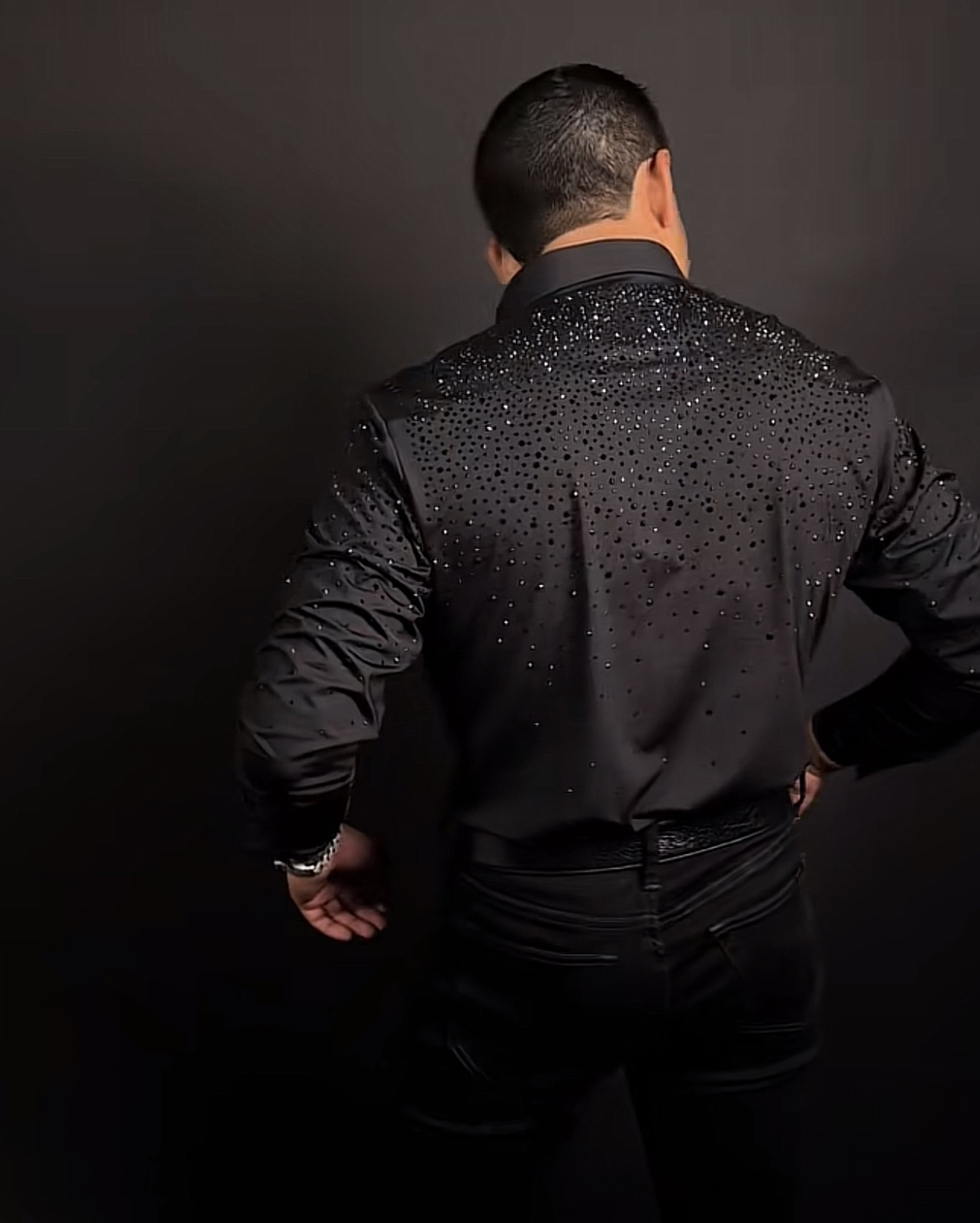 💎Camisa Brillo Supremo: +1000 Diamantes en Estilo