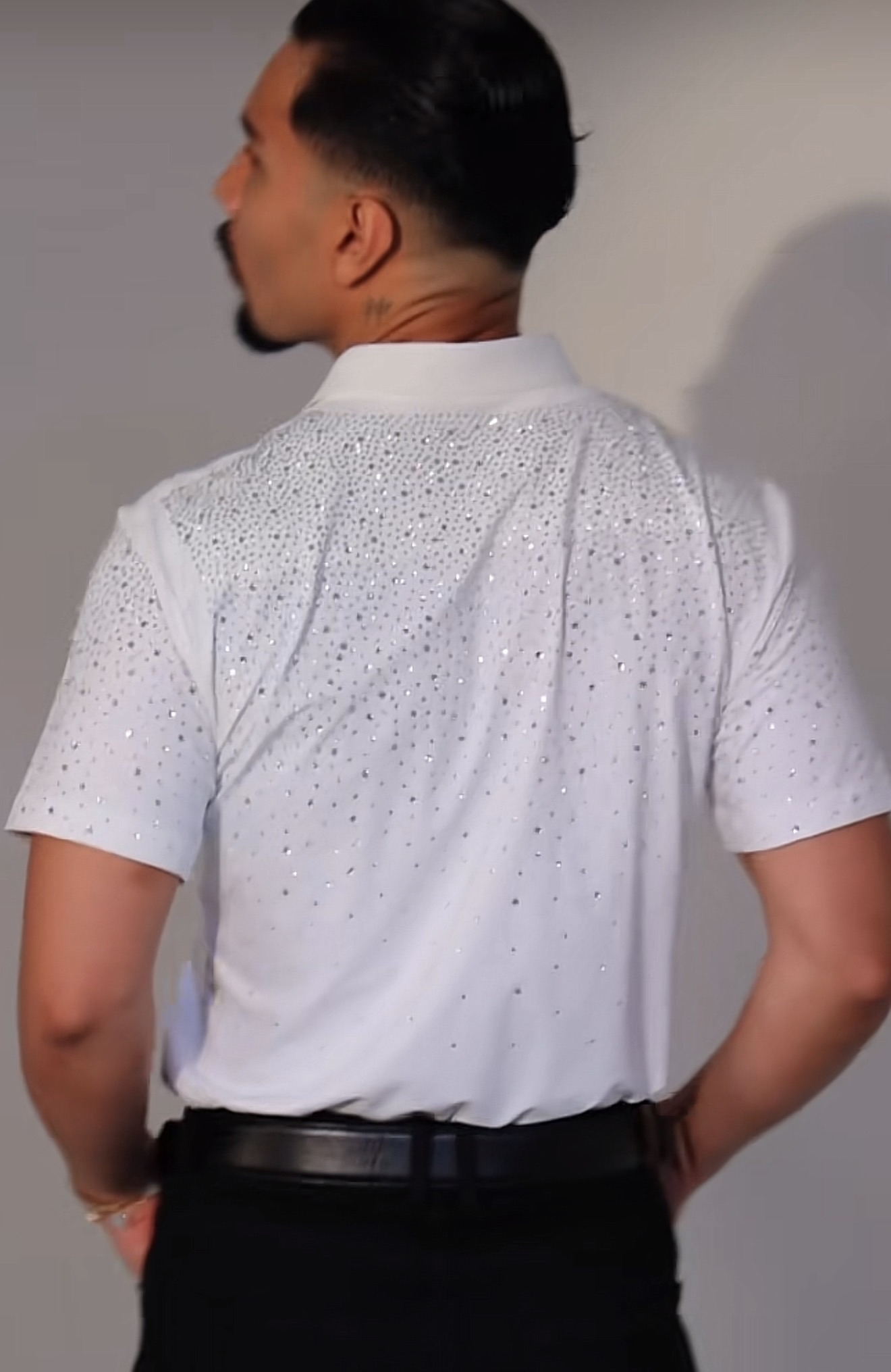 💎Camisa Brillo Supremo: +1000 Diamantes en Estilo