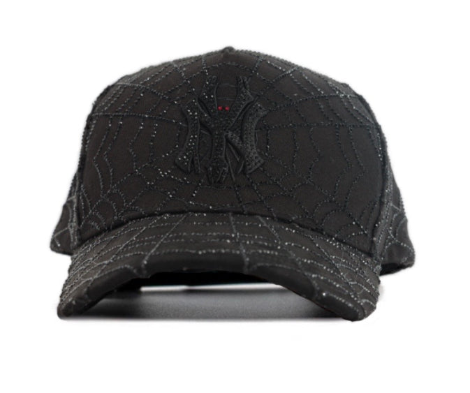 🕷️✨ Spider Brillante – La Gorra que Ilumina tu Estilo 🔥