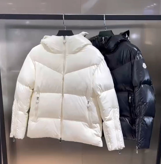 🧥✨ Chaqueta Moncler Impermeable: Estilo y Protección sin Límites 🌧️❄️